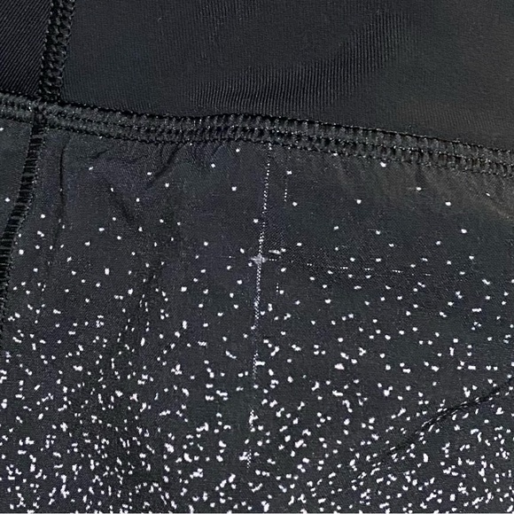 LULULEMON Speed Up Short 2.5” Ombre Speckle Stop Print Speed Short Pink/Black 8 - Picture 14 of 16